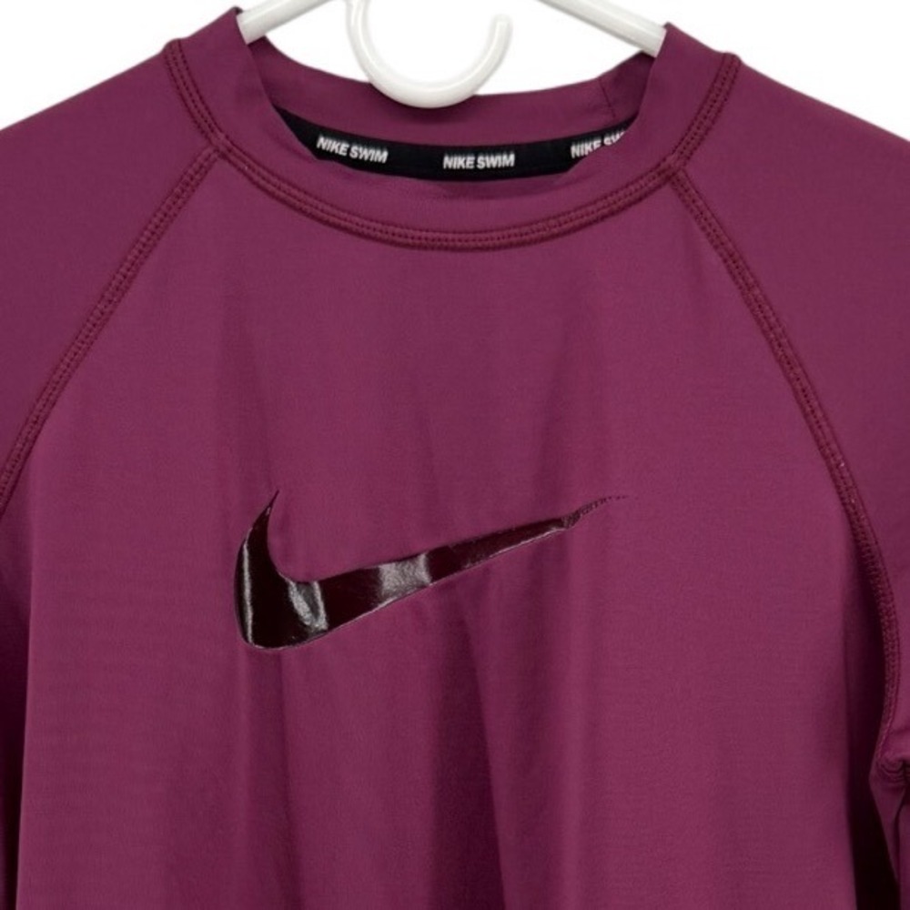 Nike Swim Mens Dri-FIT‎ UPF 40+ Long Sleeve Rash Guard Purple NESSA421 Size M